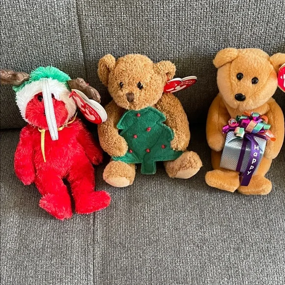 Ty Jingle Beanies Holiday Plush Ornament Collection - Picture 2 of 3
